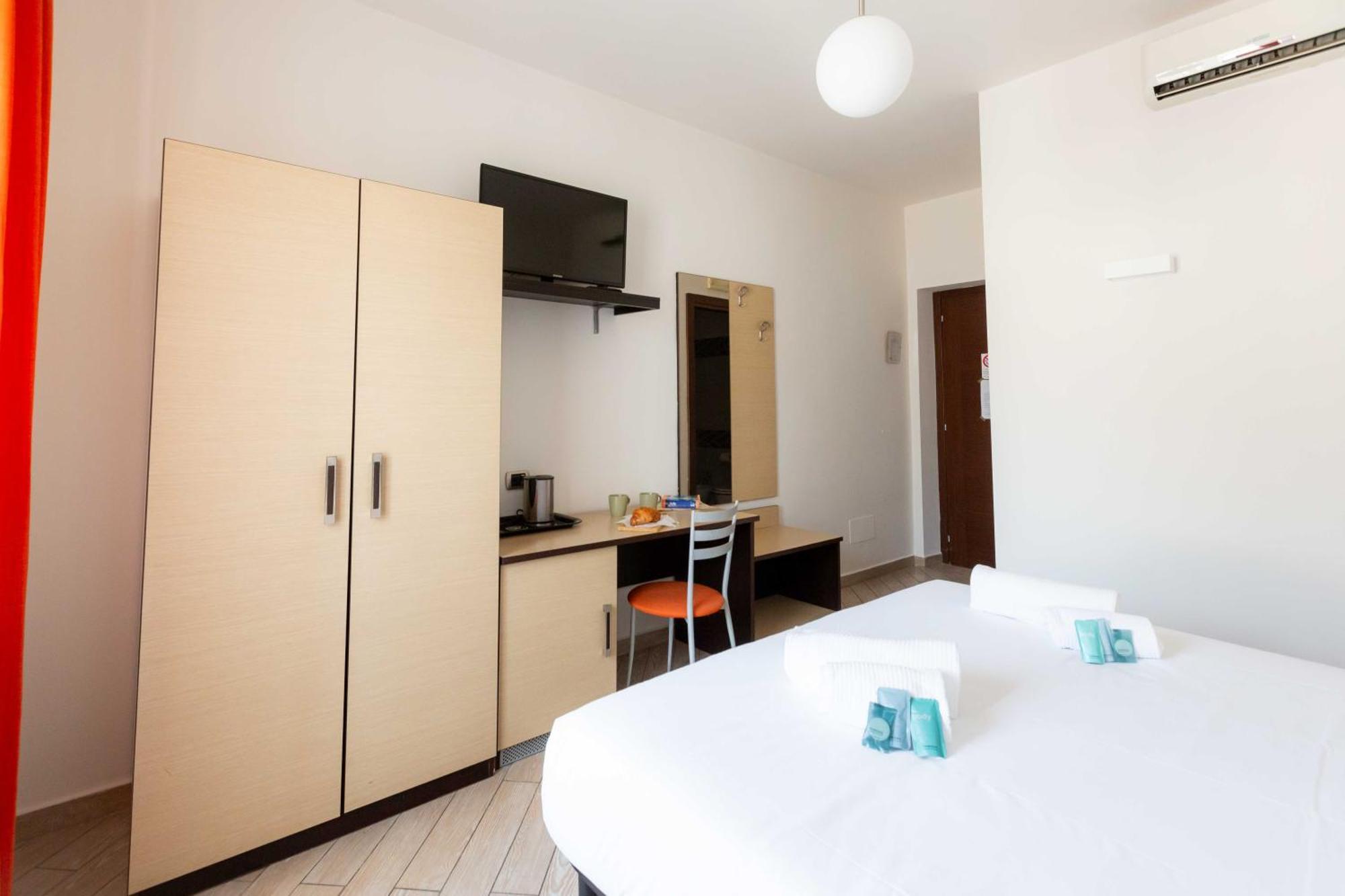 Termini -Statuto Zen Guesthouse- Zen01 Рим Экстерьер фото