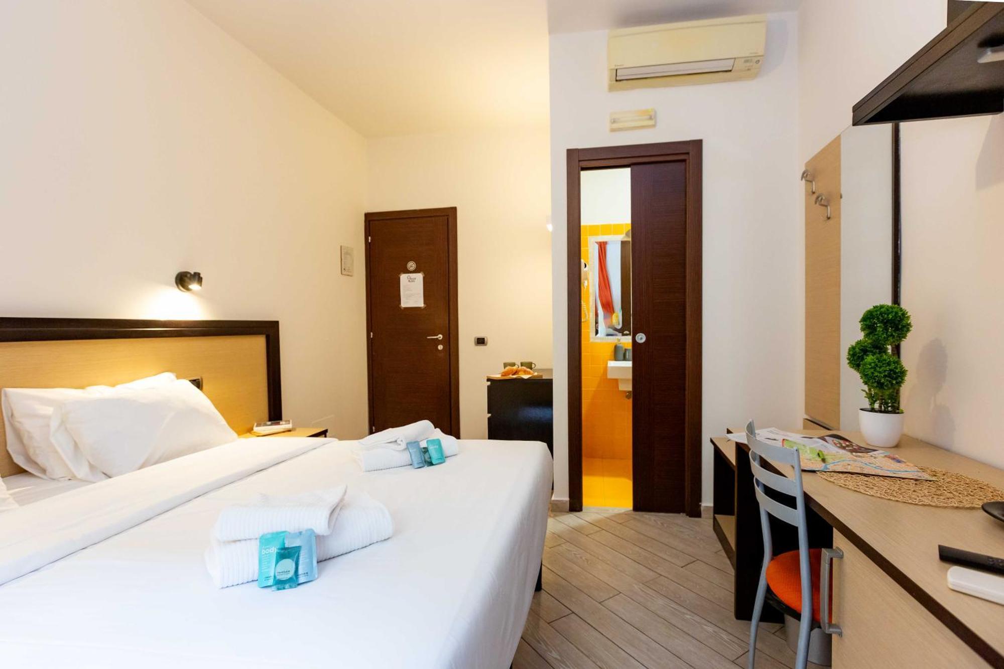 Termini -Statuto Zen Guesthouse- Zen01 Рим Экстерьер фото